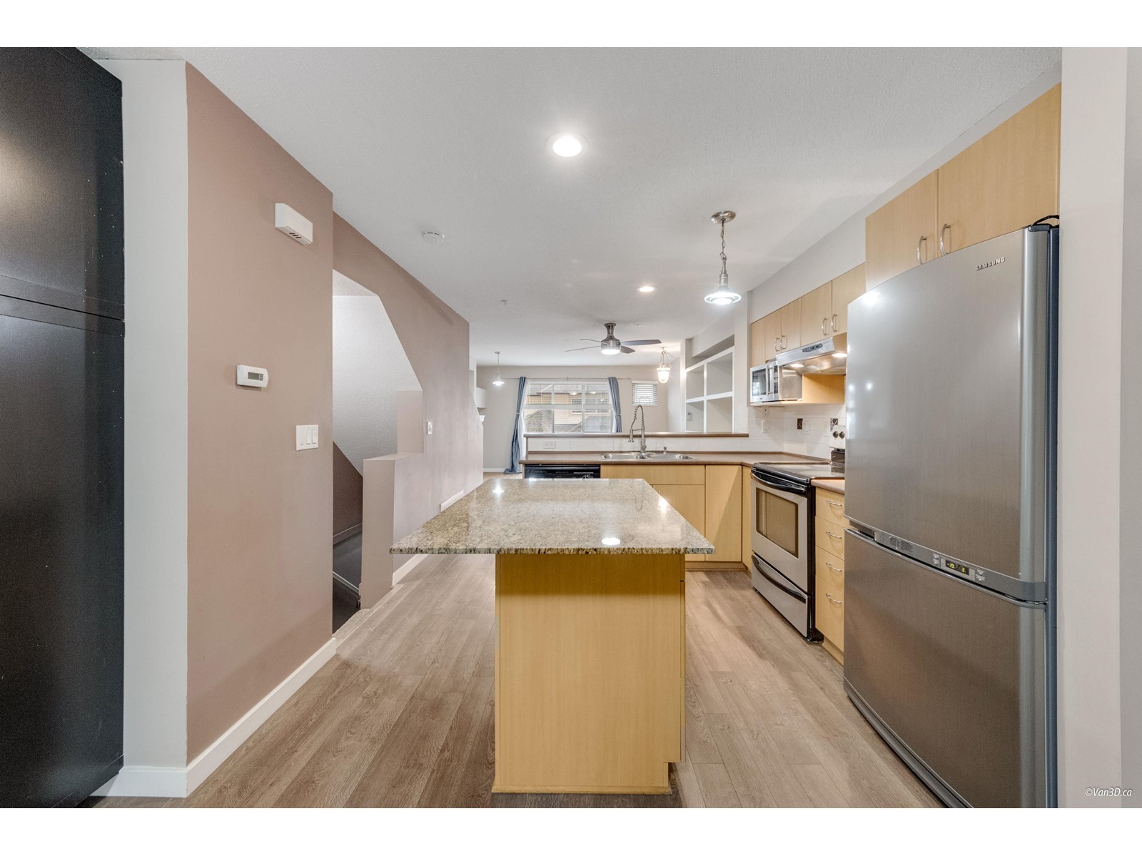 19 20350 68 Avenue, Langley, British Columbia  V2Y 3A5 - Photo 4 - R2981014