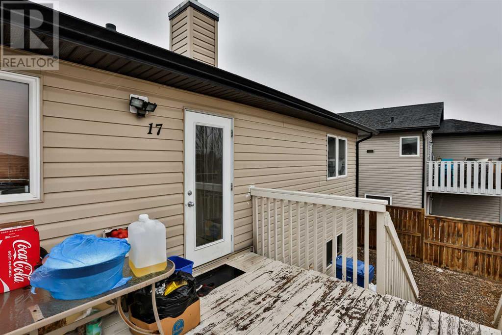 17 Aberdeen Road W, Lethbridge, Alberta  T1J 4Z1 - Photo 15 - A2199686