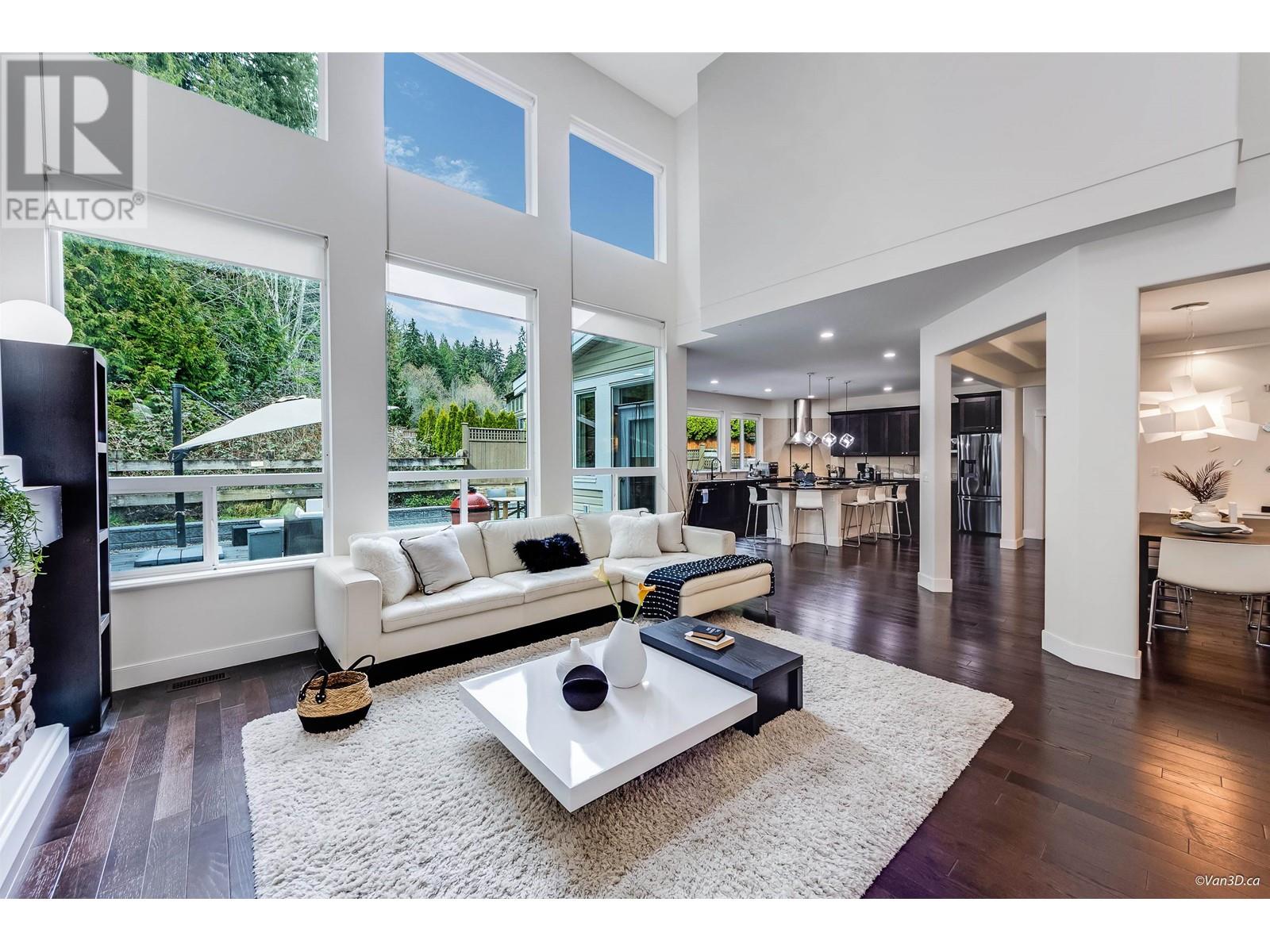 3339 Highland Drive, Coquitlam, British Columbia  V3E 0A9 - Photo 2 - R2979631