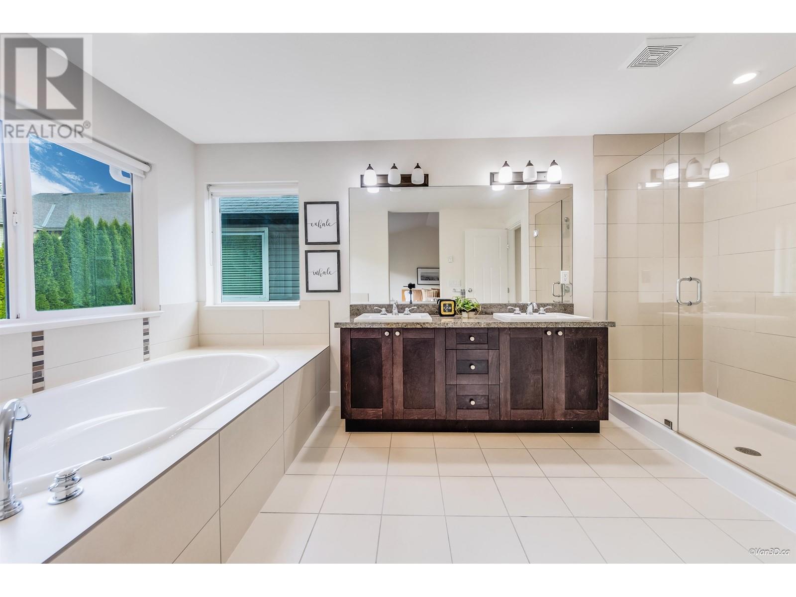3339 Highland Drive, Coquitlam, British Columbia  V3E 0A9 - Photo 14 - R2979631