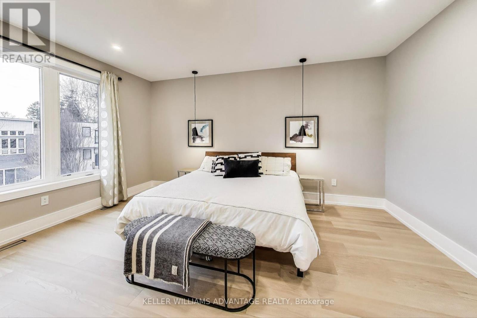 36 Doris Drive, Toronto, Ontario  M4B 3C8 - Photo 17 - E12039098