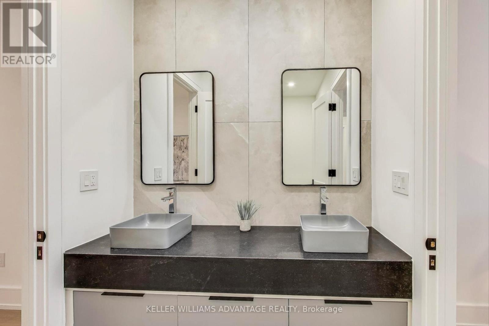 36 Doris Drive, Toronto, Ontario  M4B 3C8 - Photo 30 - E12039098