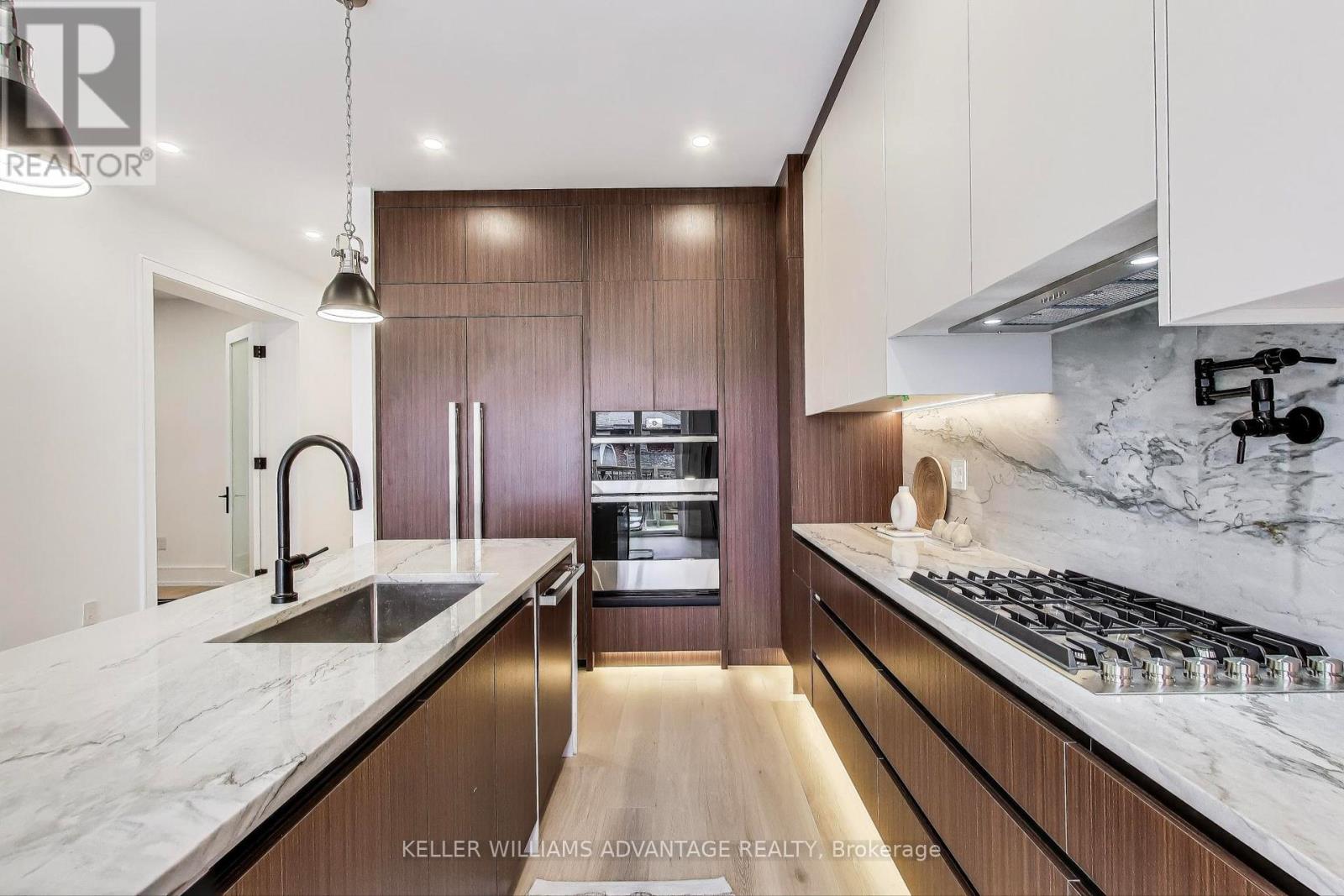 36 Doris Drive, Toronto, Ontario  M4B 3C8 - Photo 8 - E12039098
