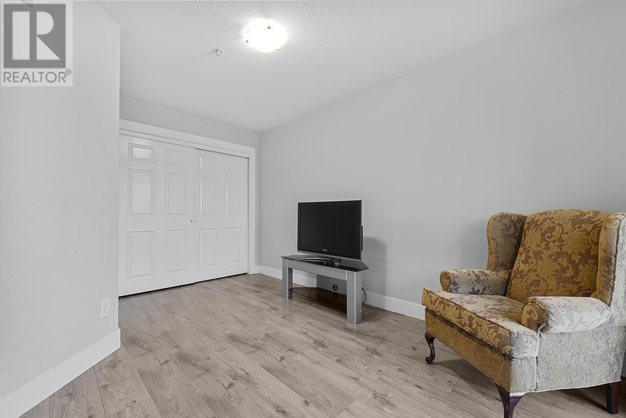 211 5818 Lincoln Street, Vancouver, British Columbia  V5R 4P7 - Photo 13 - R2969155