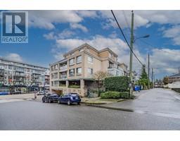 211 5818 LINCOLN STREET, Vancouver, British Columbia