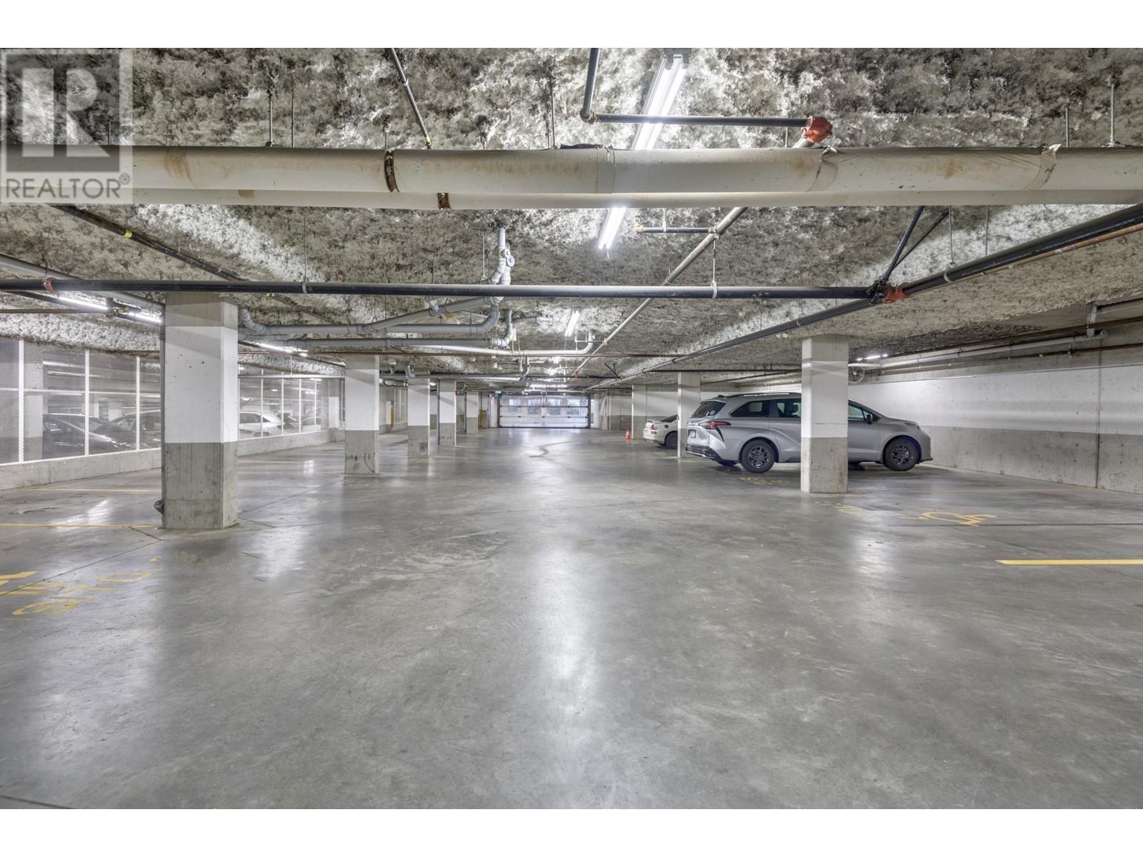 Listing Picture 29 of 29 : 305 4728 DAWSON STREET, Burnaby / 本拿比 - 魯藝地產 Yvonne Lu Group - MLS Medallion Club Member