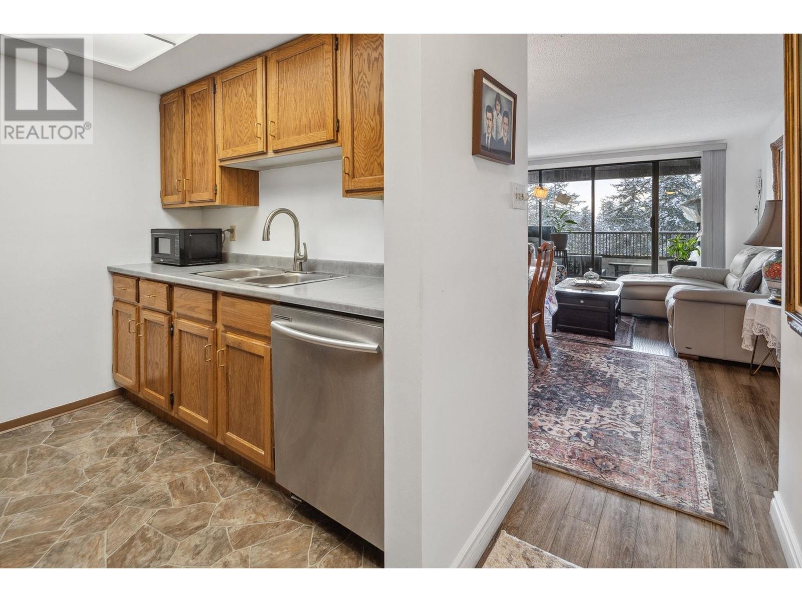 1101 6595 Willingdon Avenue, Burnaby, British Columbia  V5H 4E5 - Photo 12 - R2981424
