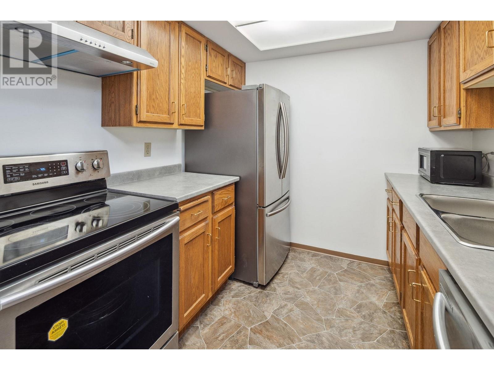 1101 6595 Willingdon Avenue, Burnaby, British Columbia  V5H 4E5 - Photo 13 - R2981424