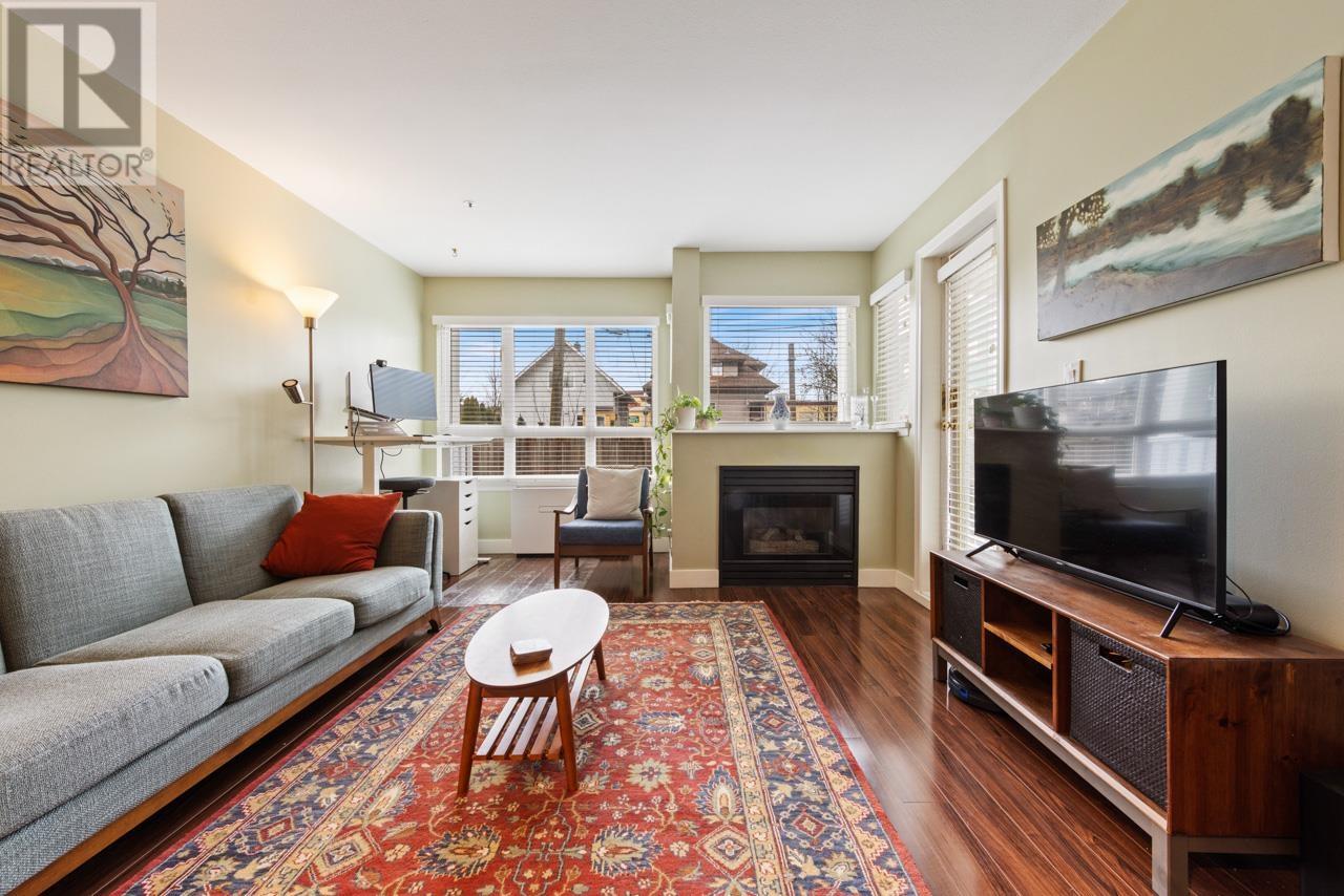 202 1623 E 2nd Avenue, Vancouver, British Columbia  V5N 1E1 - Photo 1 - R2981447