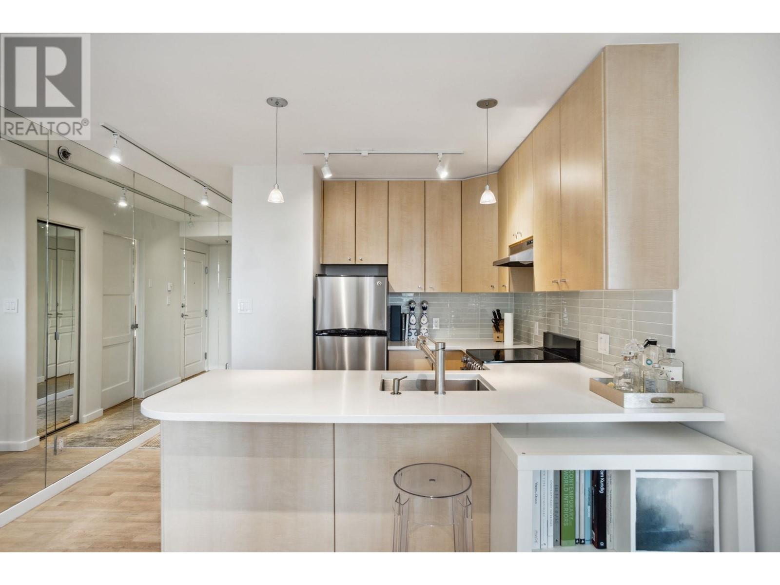 705 819 Hamilton Street, Vancouver, British Columbia  V6M 6M2 - Photo 10 - R2981471