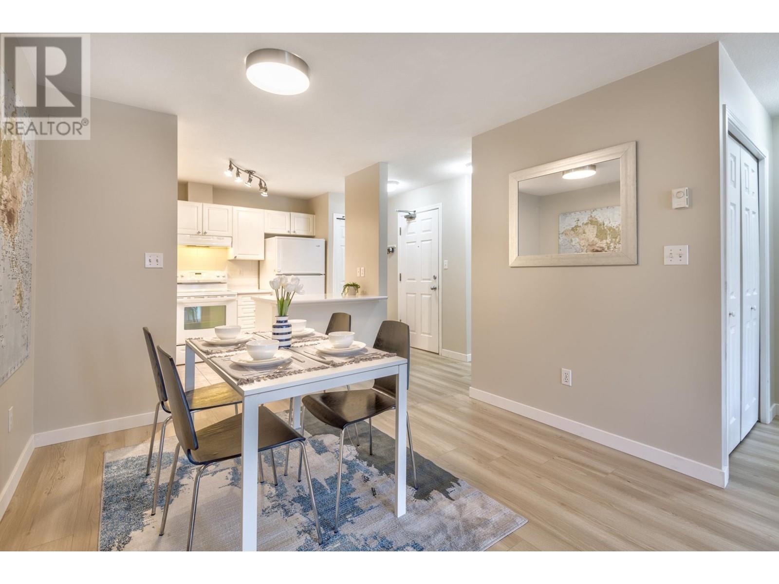 312 519 Twelfth Street, New Westminster, British Columbia  V3M 6V9 - Photo 10 - R2975770