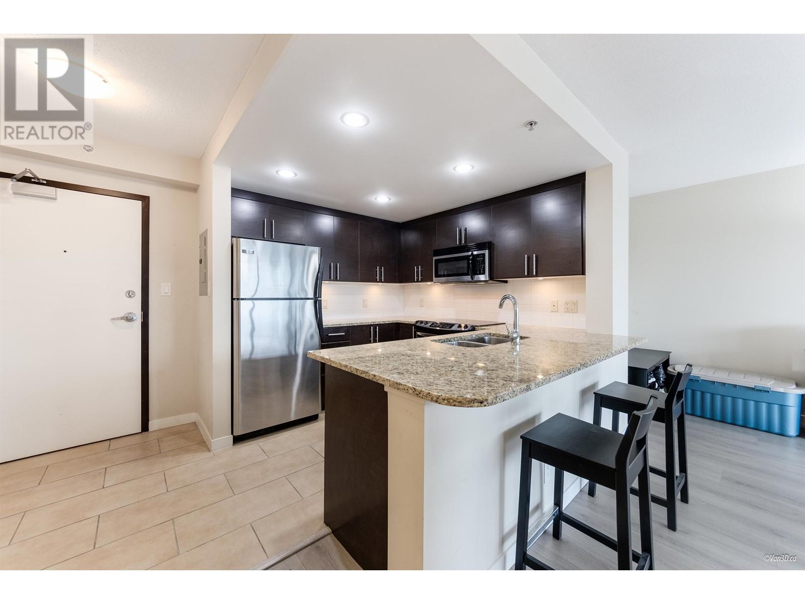 1805 555 Delestre Avenue, Coquitlam, British Columbia  V3K 0A9 - Photo 2 - R2981430