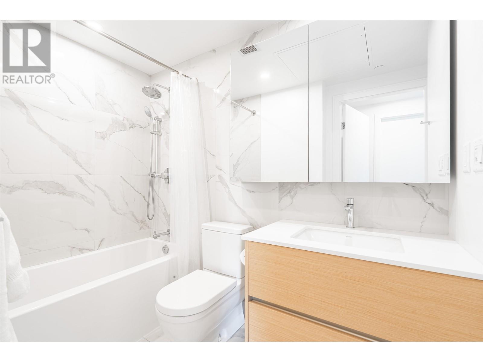 1107 200 Klahanie Court, West Vancouver, British Columbia  V7P 0E4 - Photo 8 - R2981469