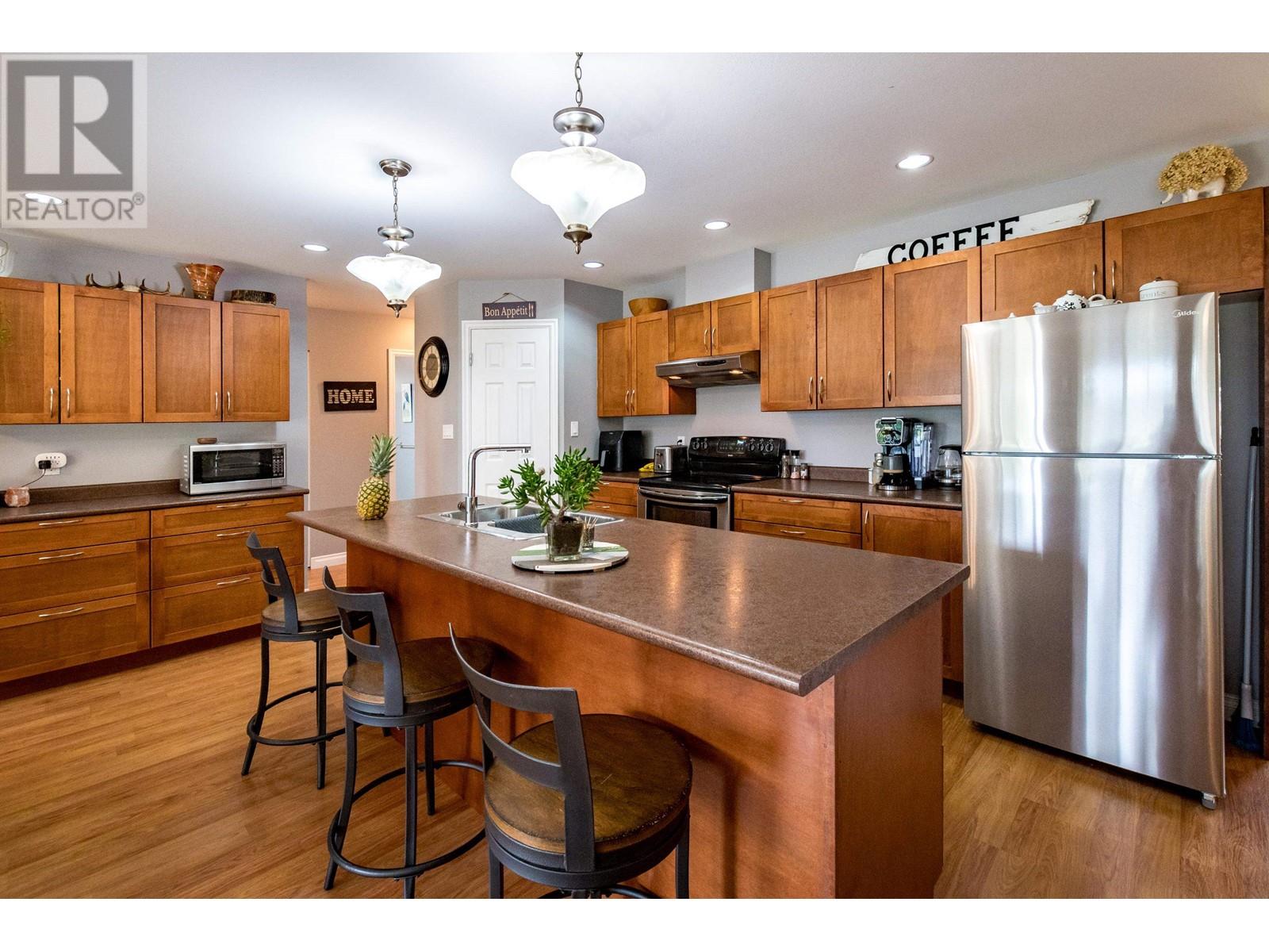 Property at 6379 ORACLE ROAD image 4