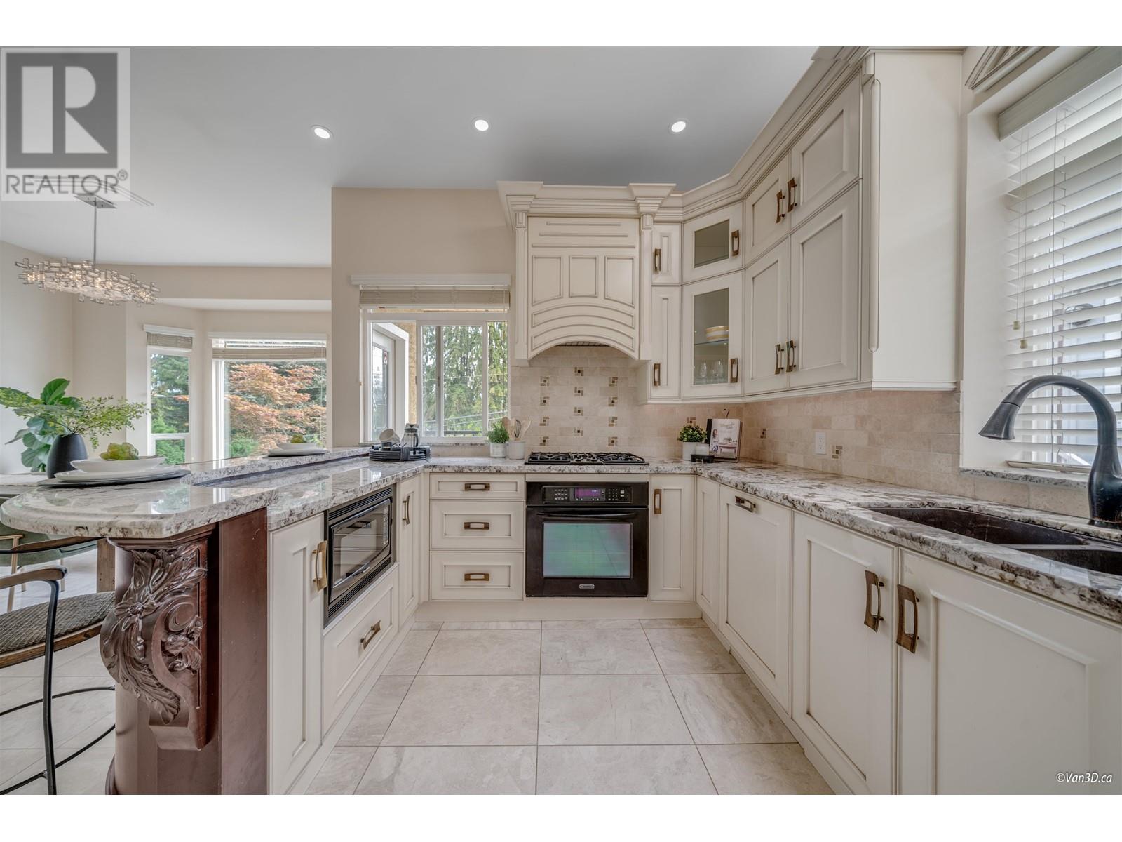 1165 Deep Cove Road, North Vancouver, British Columbia  V7G 1S4 - Photo 6 - R2981461