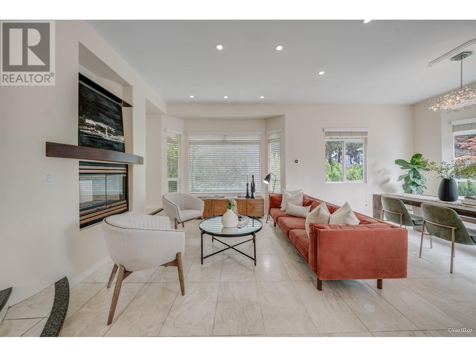 1165 DEEP COVE ROAD, north vancouver, British Columbia