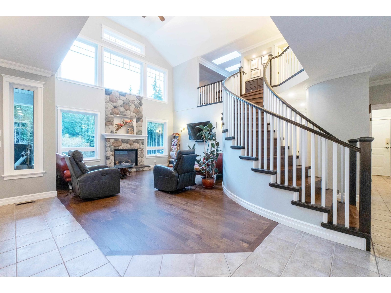 Property at 12595 POWELL STREET image 4