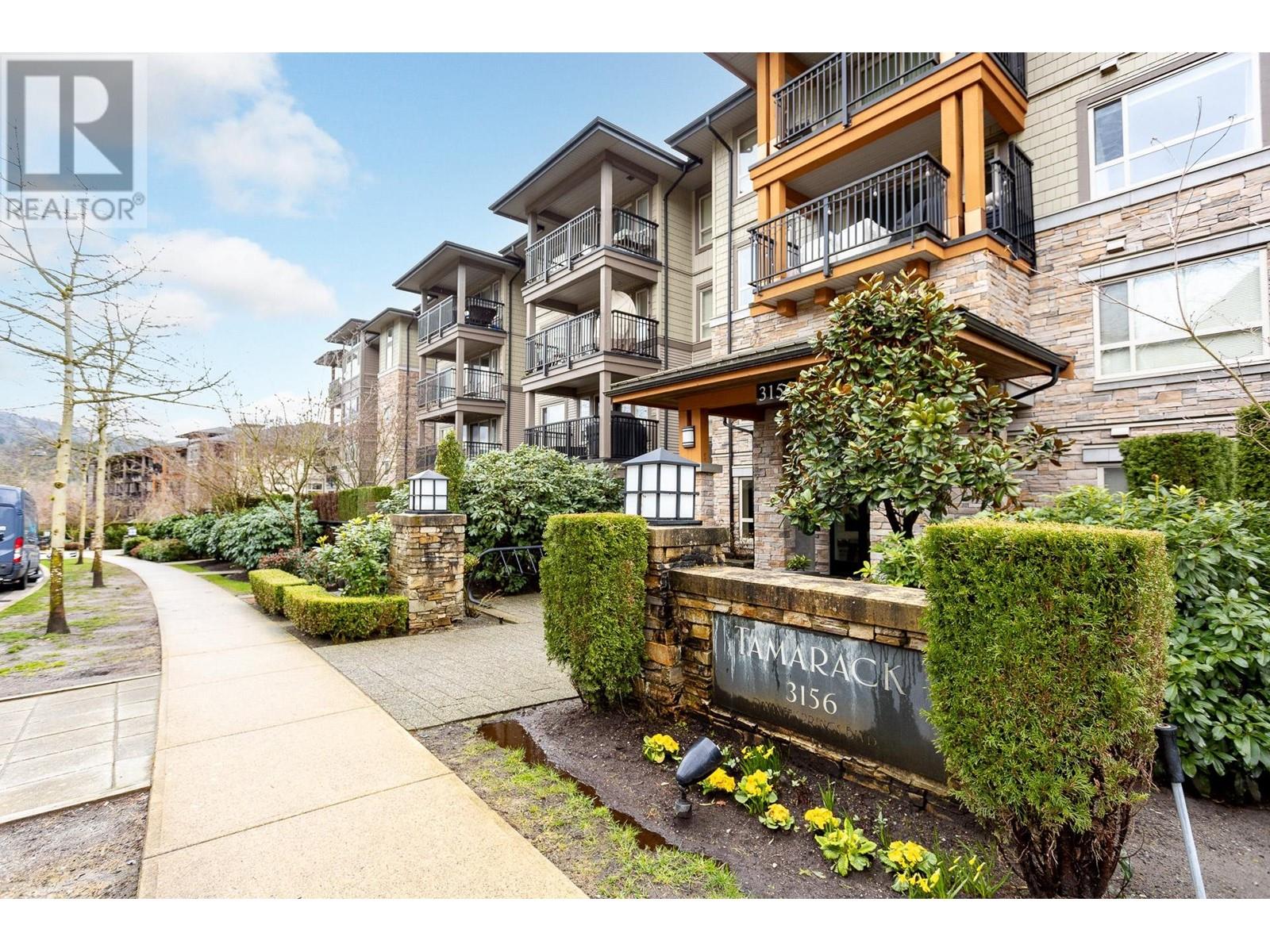204 3156 Dayanee Springs Boulevard, Coquitlam, British Columbia  V3E 0B7 - Photo 2 - R2981347