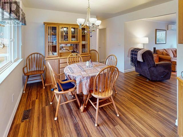 Property at 5424 SAANICH AVE image 5