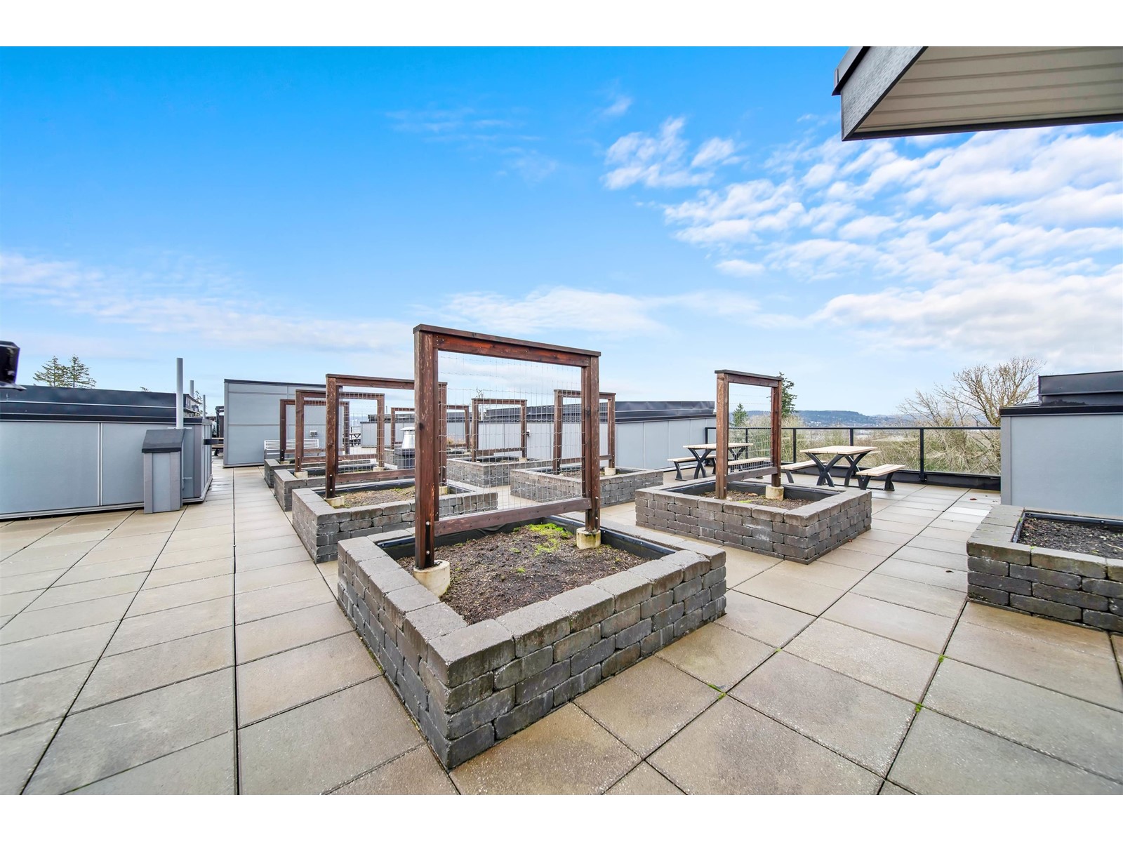 501 11077 Ravine Road, Surrey, British Columbia  V3T 0R7 - Photo 31 - R2981279