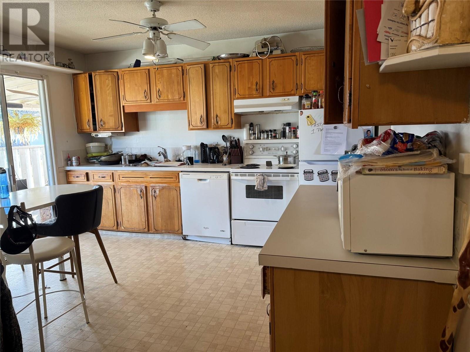Property at 395 Perth Road image 4