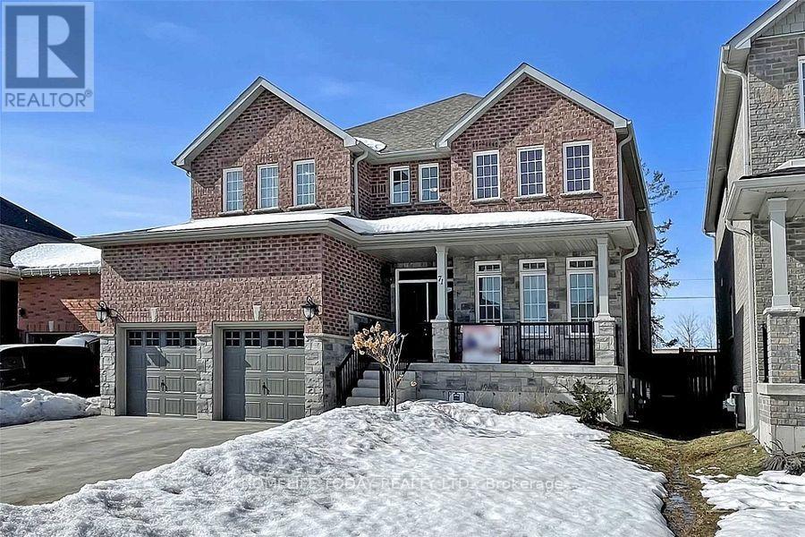 Property at 71 LOCKERBIE CRESCENT image 3