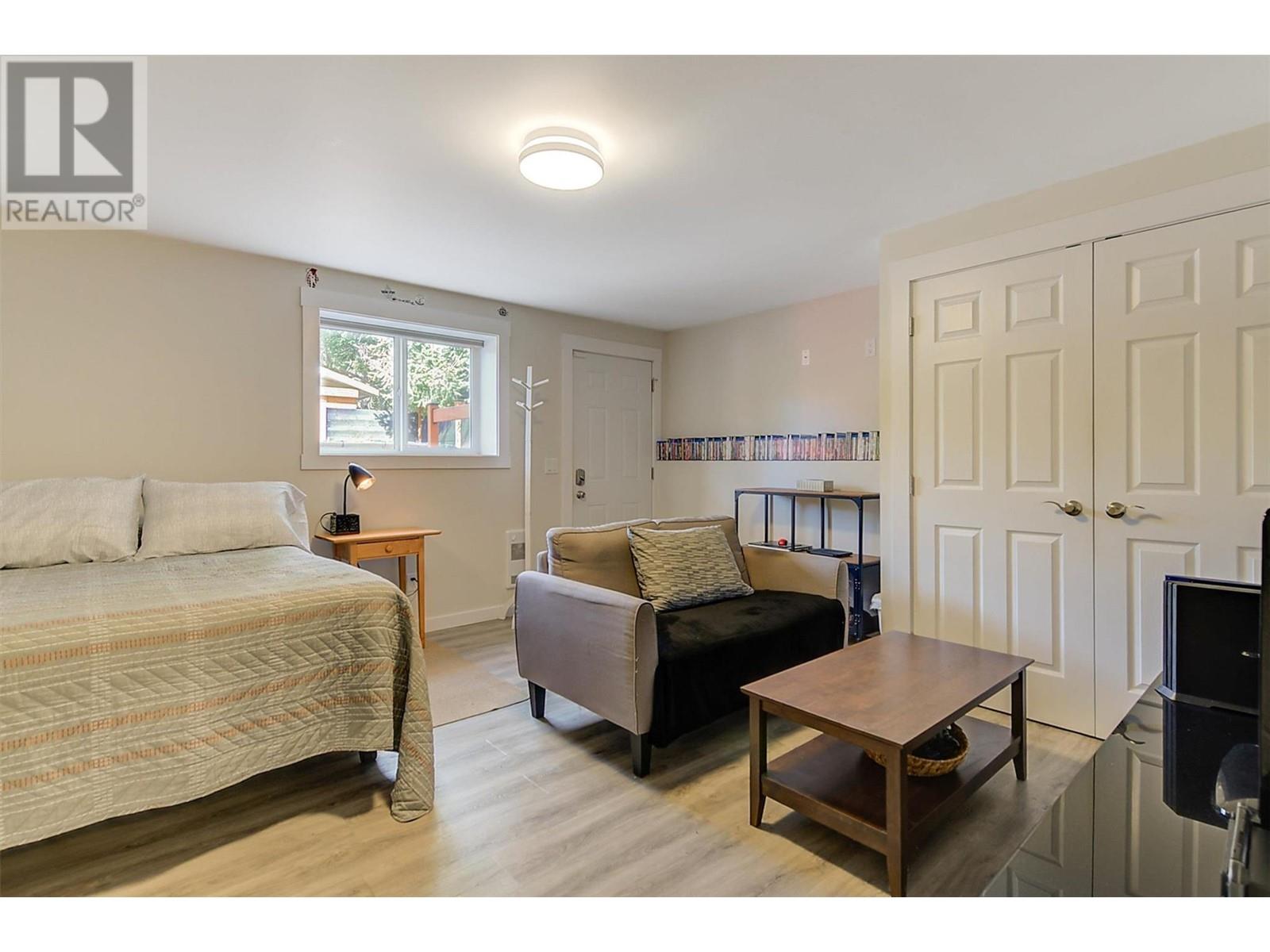 Property at 1506 Johnson Street image 1