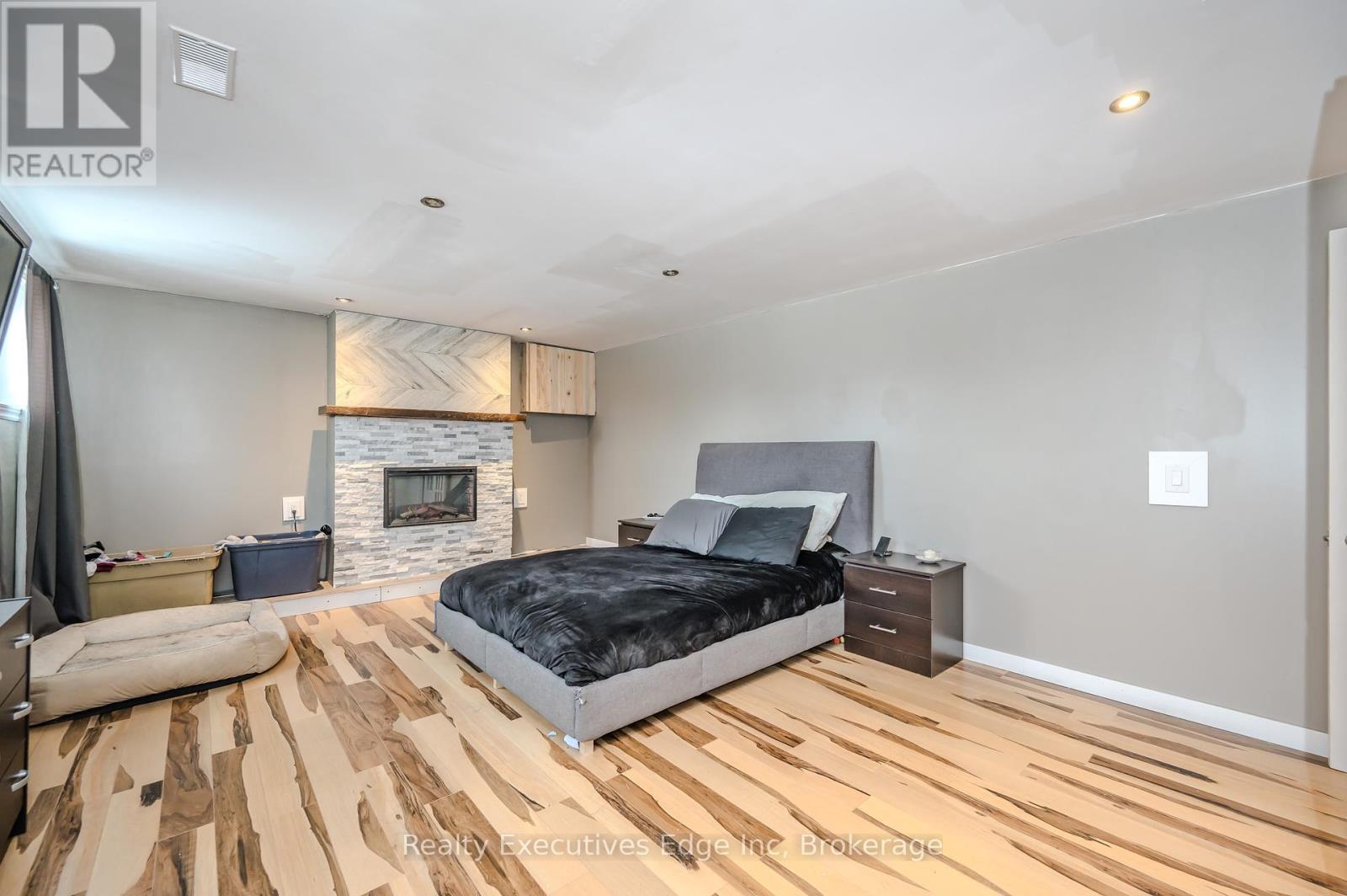 66 Rosewood Avenue, Guelph, Ontario  N1H 6A1 - Photo 15 - X12039182