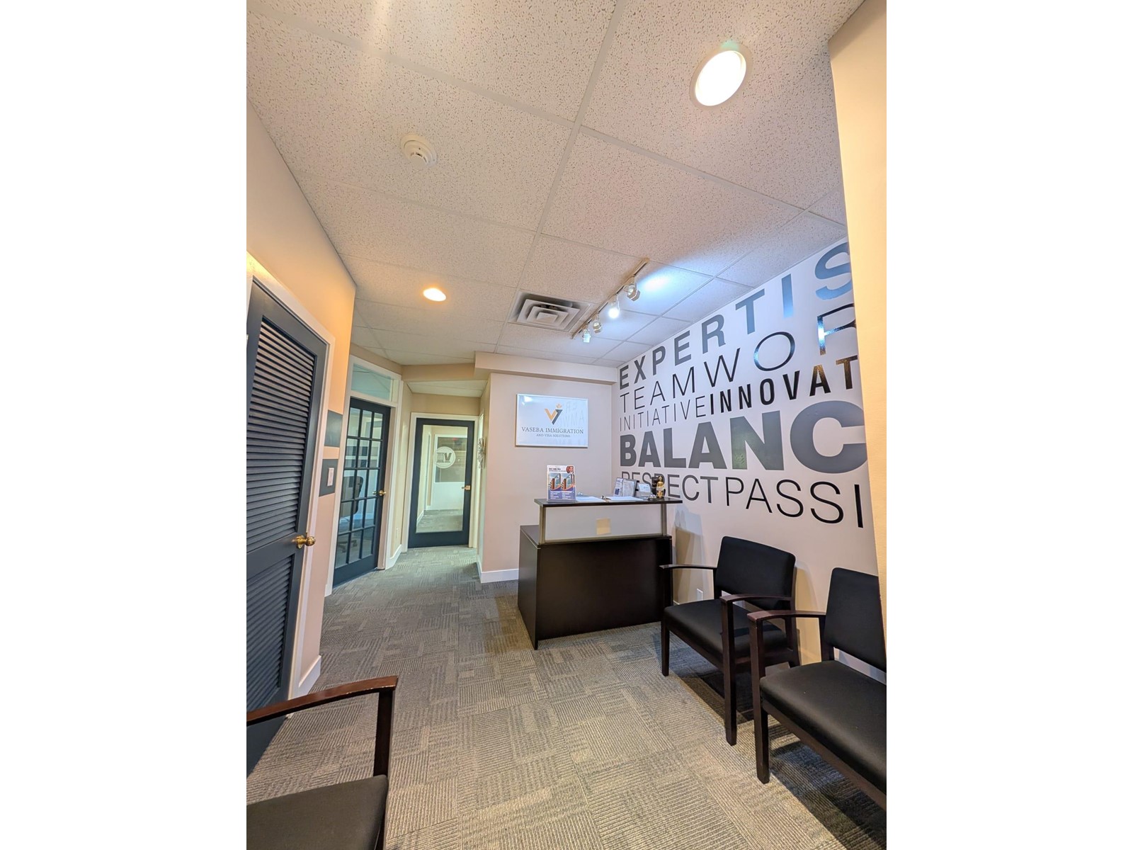203 14439 104 Avenue, Surrey, British Columbia  V3T 1M1 - Photo 4 - C8067777