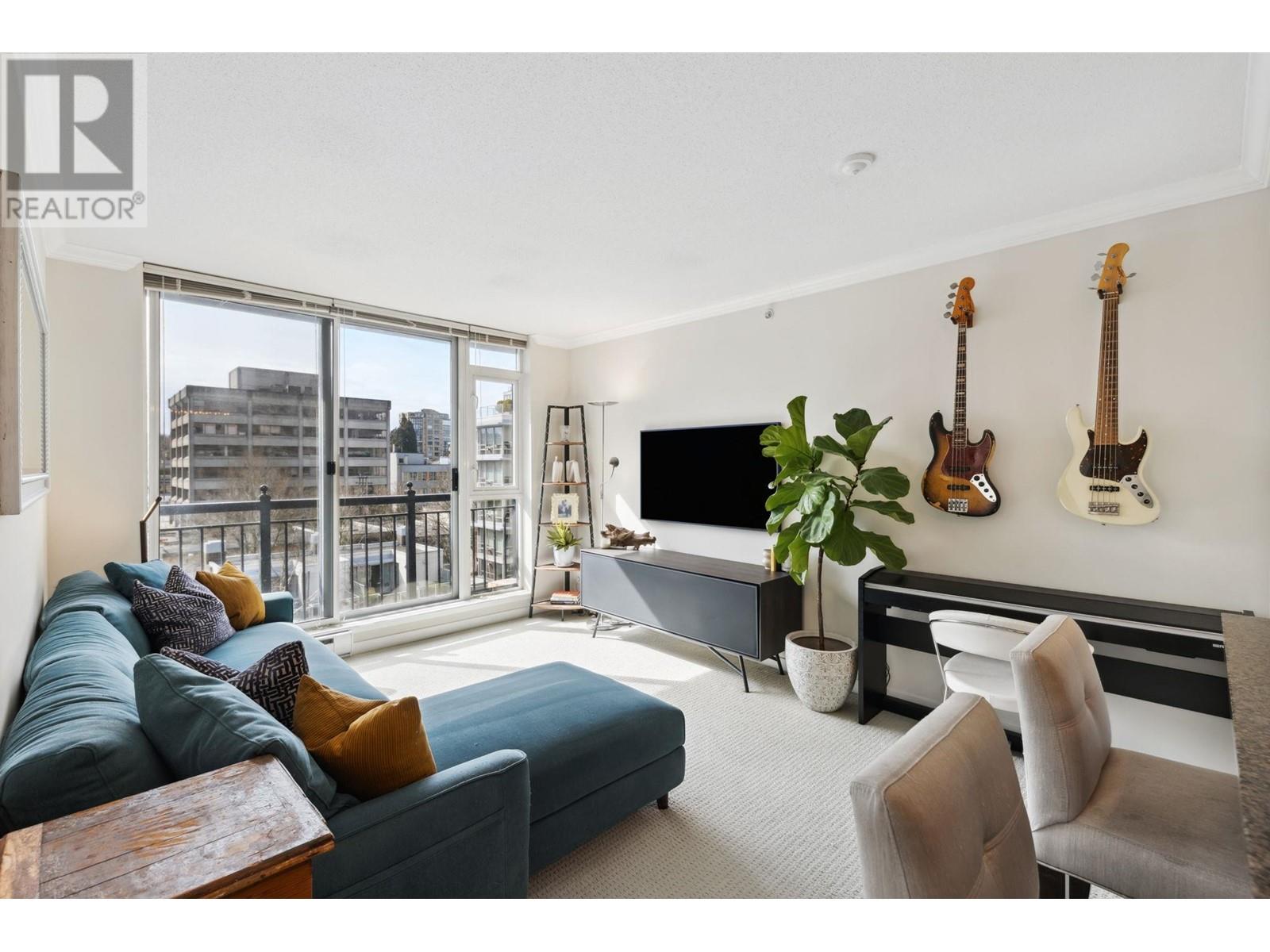 802 1650 W 7th Avenue, Vancouver, British Columbia  V6J 5N1 - Photo 1 - R2981043