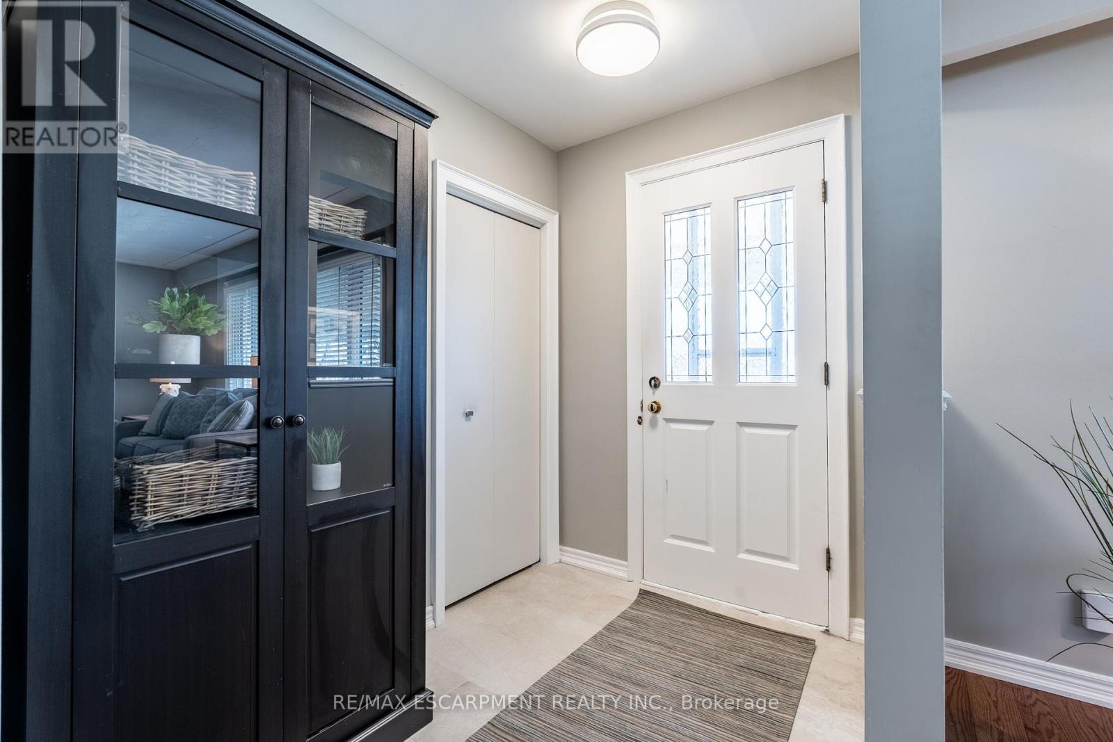 Property at 648 THORNWOOD AVENUE image 4