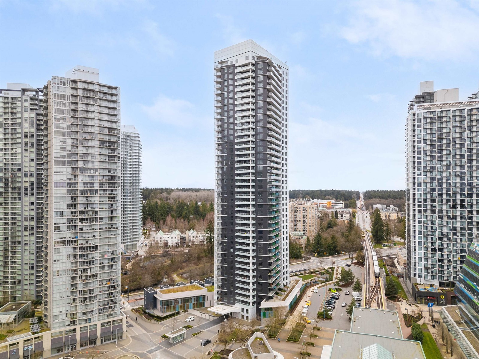 3107 9887 Whalley Boulevard, Surrey, British Columbia  V3T 0P4 - Photo 3 - R2981478