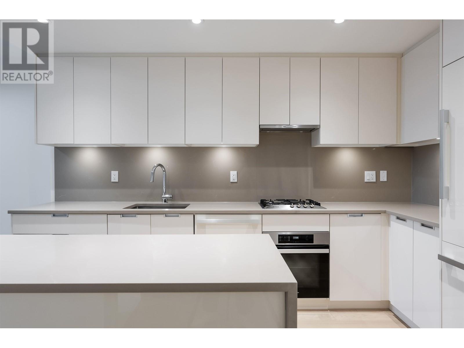 402 6328 Cambie Street, Vancouver, British Columbia  V5Z 0K2 - Photo 1 - R2981507