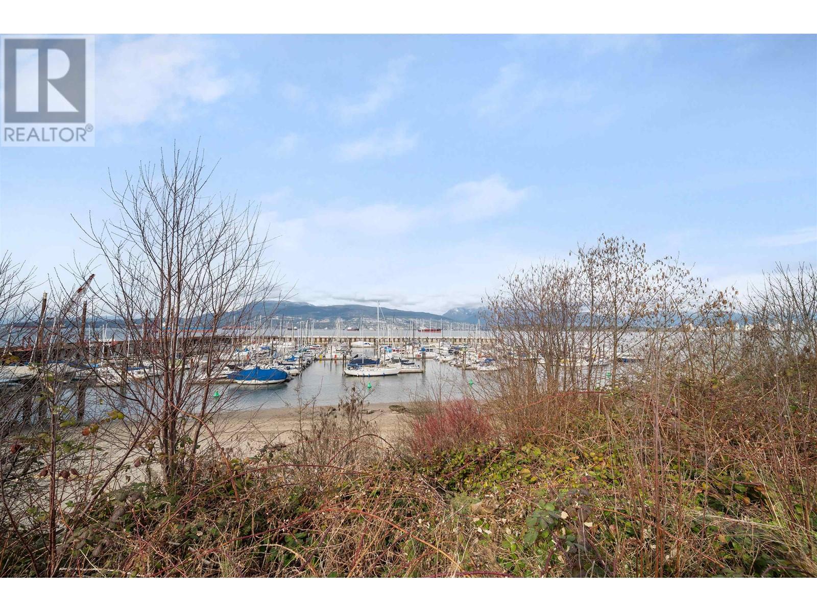 3542 Point Grey Road, Vancouver, British Columbia  V6R 1A8 - Photo 25 - R2981508