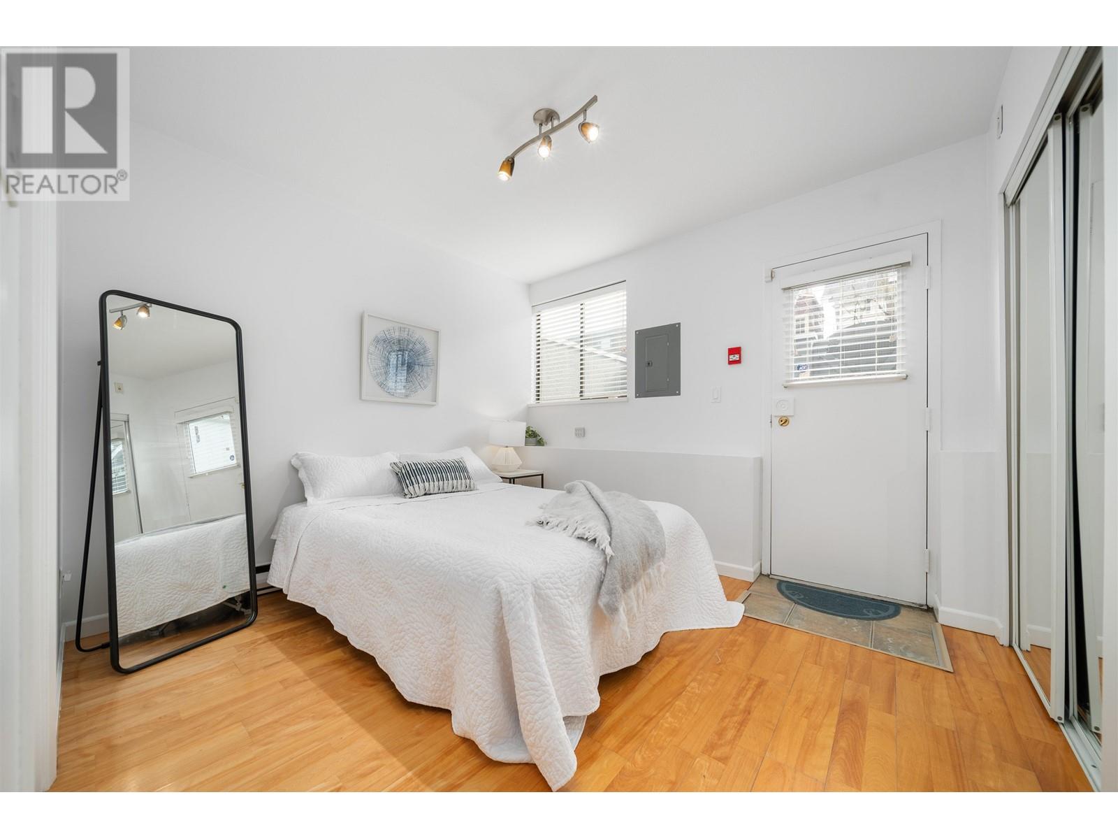 3542 Point Grey Road, Vancouver, British Columbia  V6R 1A8 - Photo 5 - R2981508