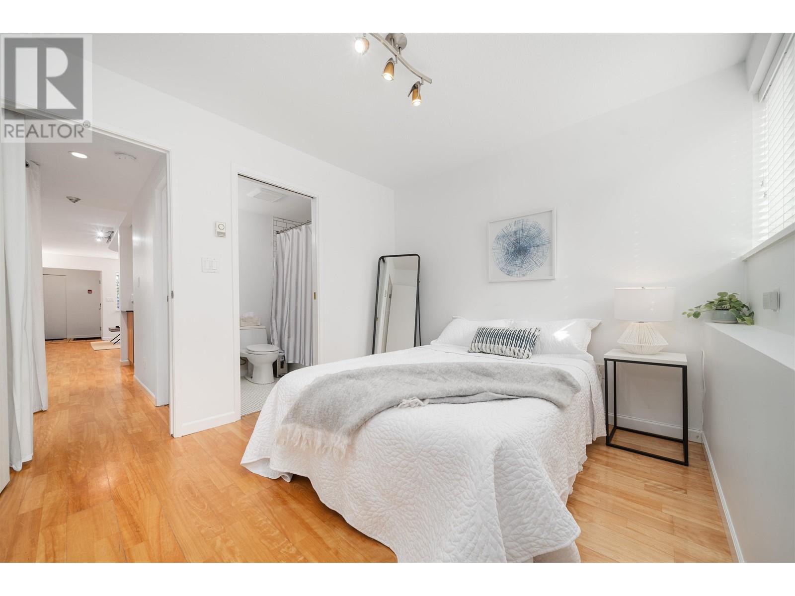 3542 Point Grey Road, Vancouver, British Columbia  V6R 1A8 - Photo 6 - R2981508
