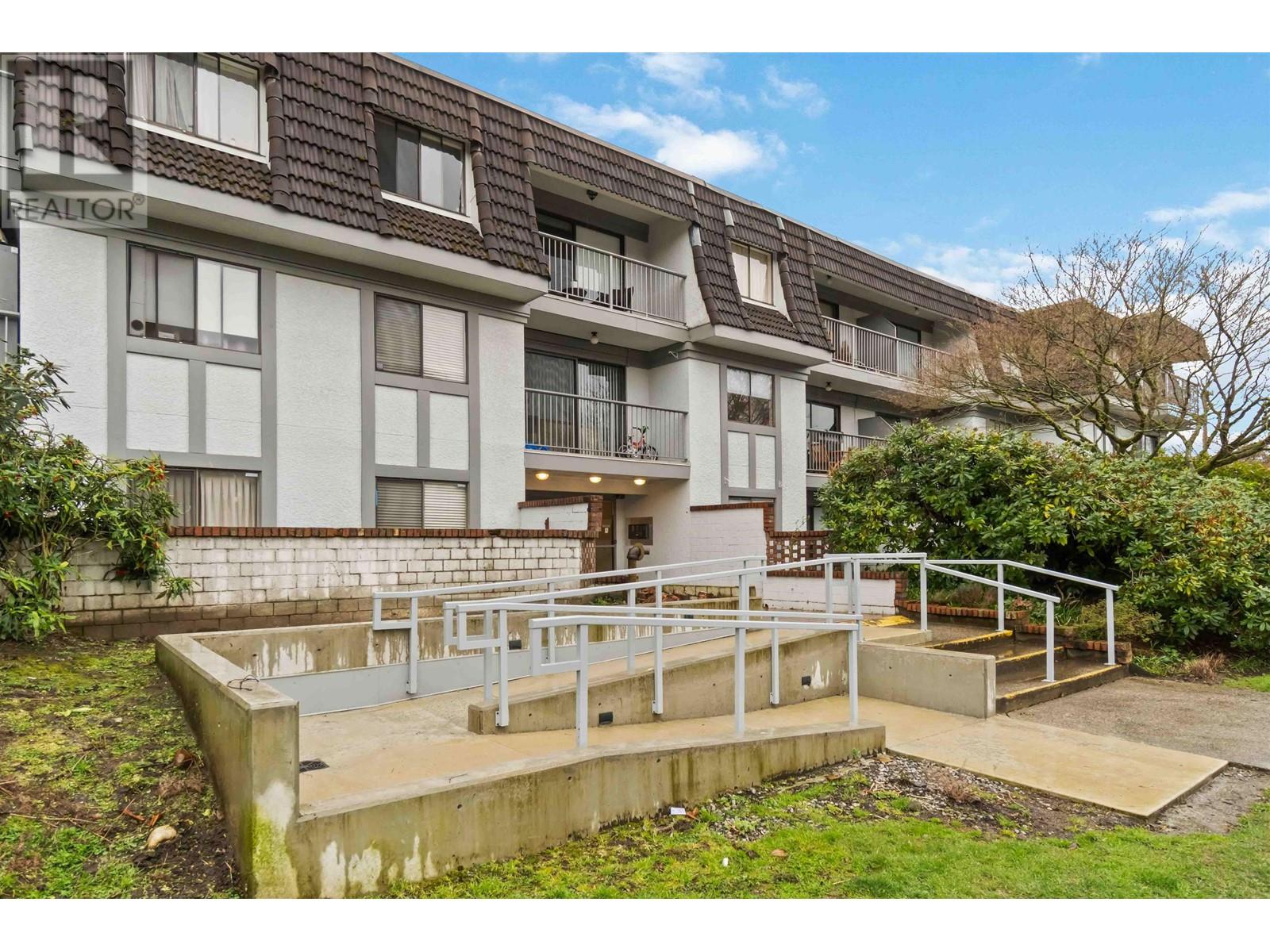 302 275 W 2nd Street, North Vancouver, British Columbia  V7M 1C9 - Photo 23 - R2981542