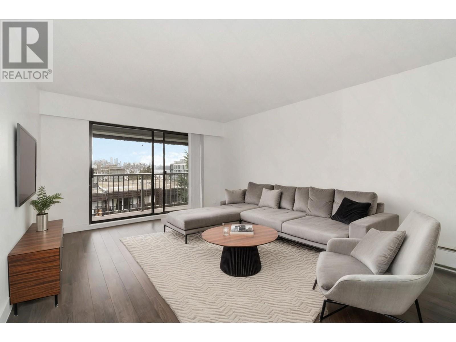 302 275 W 2nd Street, North Vancouver, British Columbia  V7M 1C9 - Photo 6 - R2981542