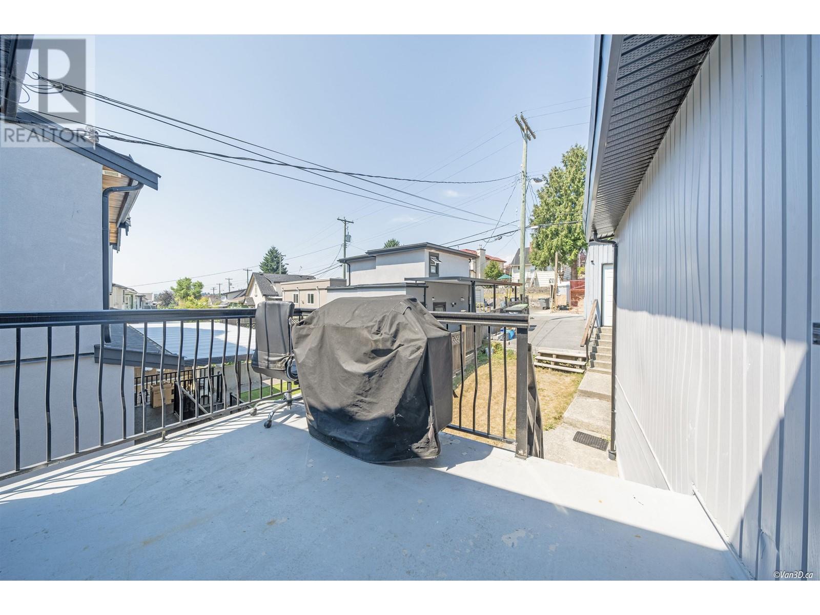 2131 Fraserview Drive, Vancouver, British Columbia  V5P 2N2 - Photo 30 - R2981511