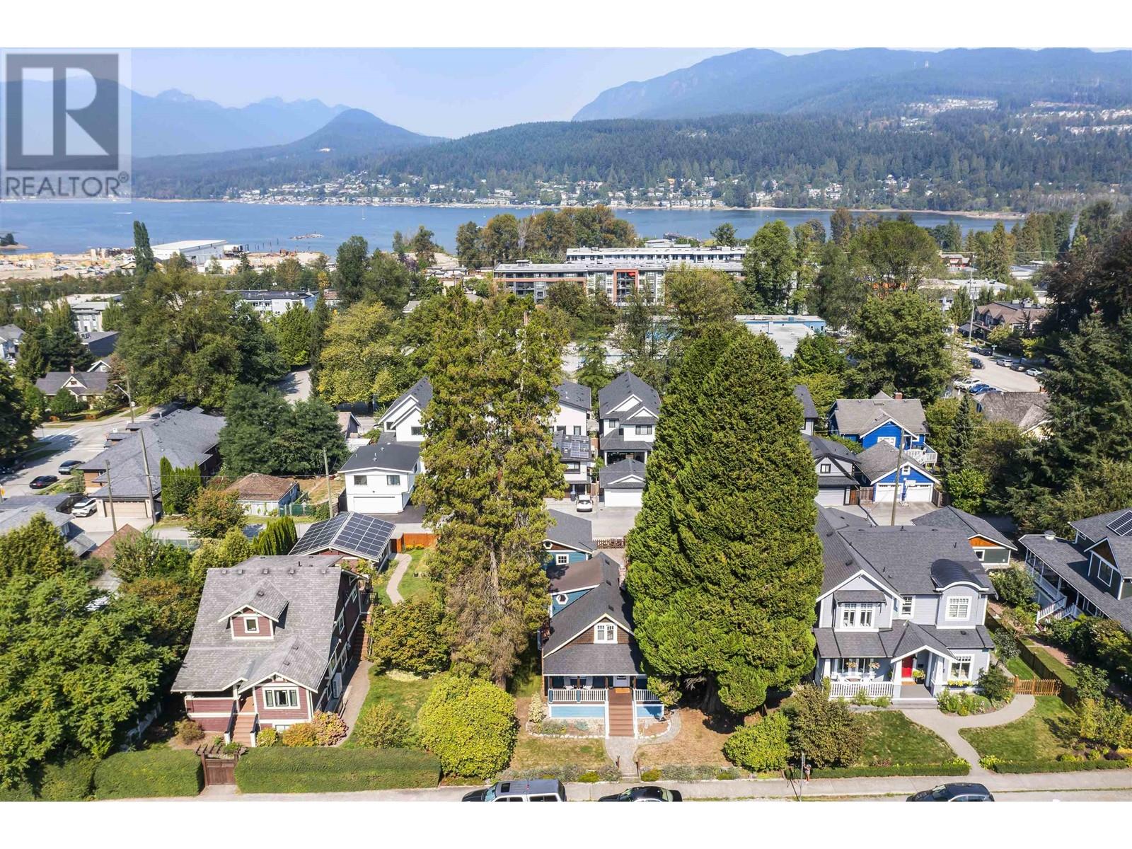 2714 Henry Street, Port Moody, British Columbia  V3H 2J9 - Photo 35 - R2981550