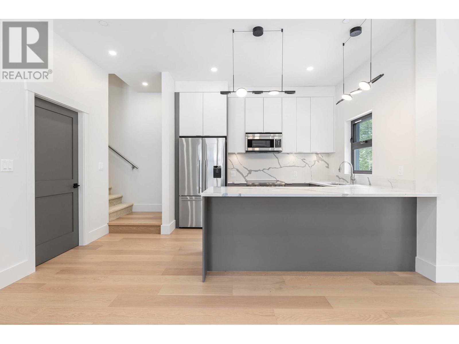 Property at 1730 RIVER RUN PLACE image 4
