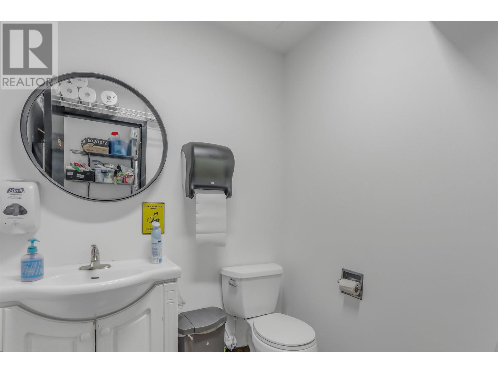 4572 W 10th Avenue, Vancouver, British Columbia  V6R 2J1 - Photo 16 - C8067800