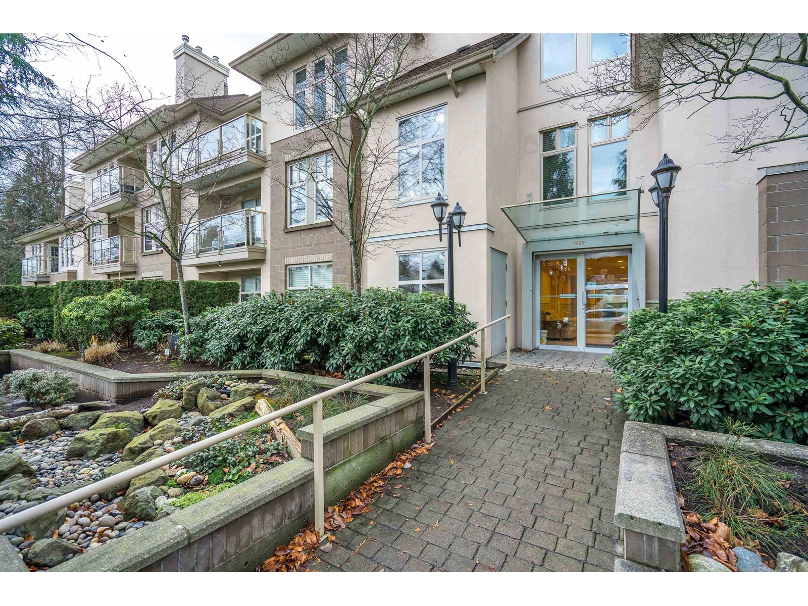 305 1929 154 Street, Surrey, British Columbia  V4A 4S2 - Photo 3 - R2981529