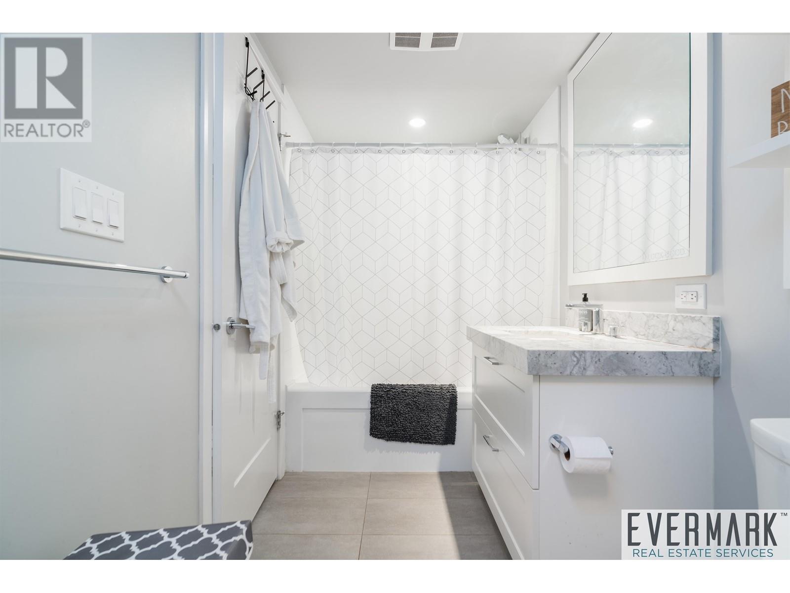 2506 520 Como Lake Avenue, Coquitlam, British Columbia  V3J 0E8 - Photo 6 - R2981165