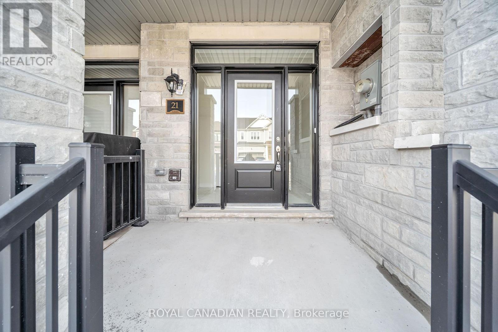 Property at 21 TAMWORTH TERRACE image 5