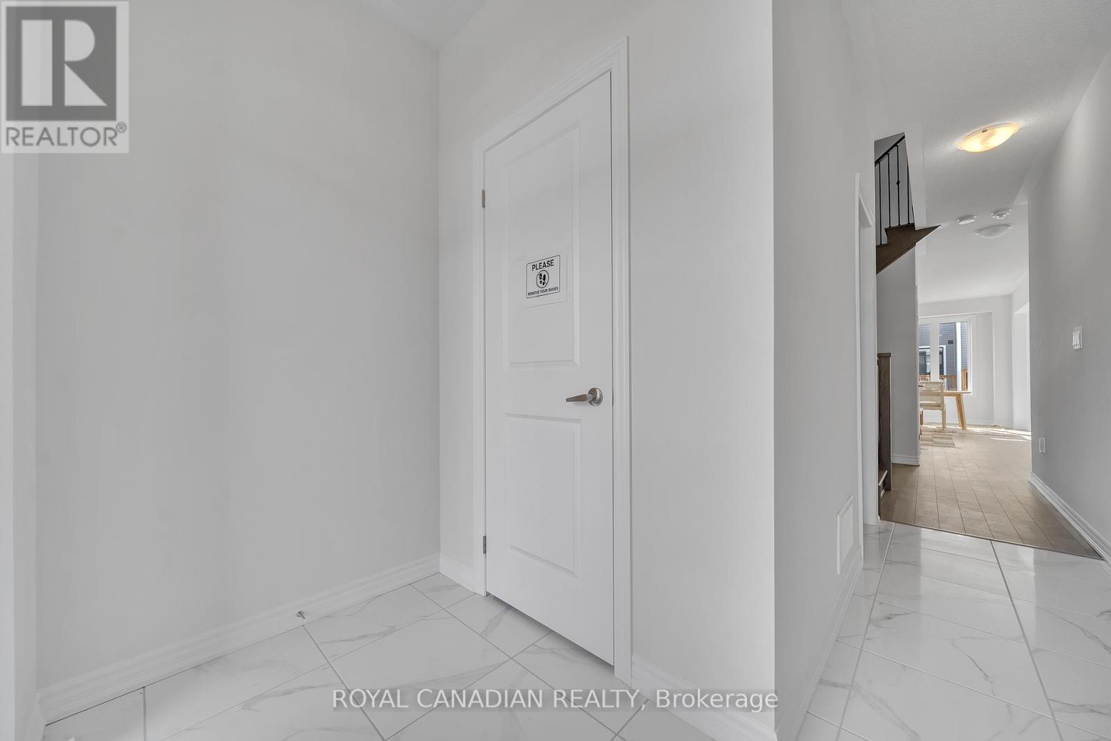 21 Tamworth Terrace, Barrie, Ontario  L9S 2Z8 - Photo 7 - S12039015