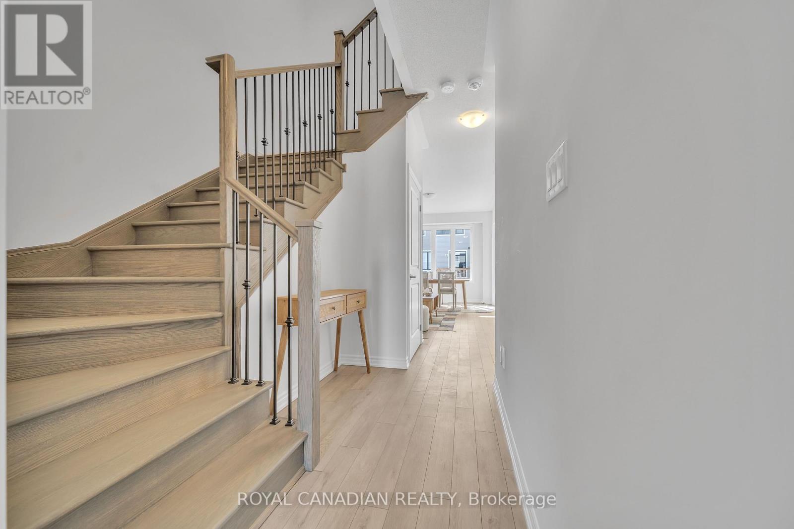 21 Tamworth Terrace, Barrie, Ontario  L9S 2Z8 - Photo 8 - S12039015