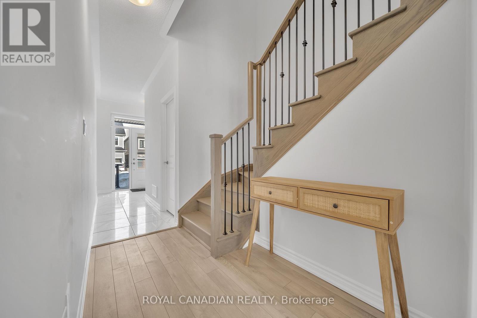 21 Tamworth Terrace, Barrie, Ontario  L9S 2Z8 - Photo 9 - S12039015