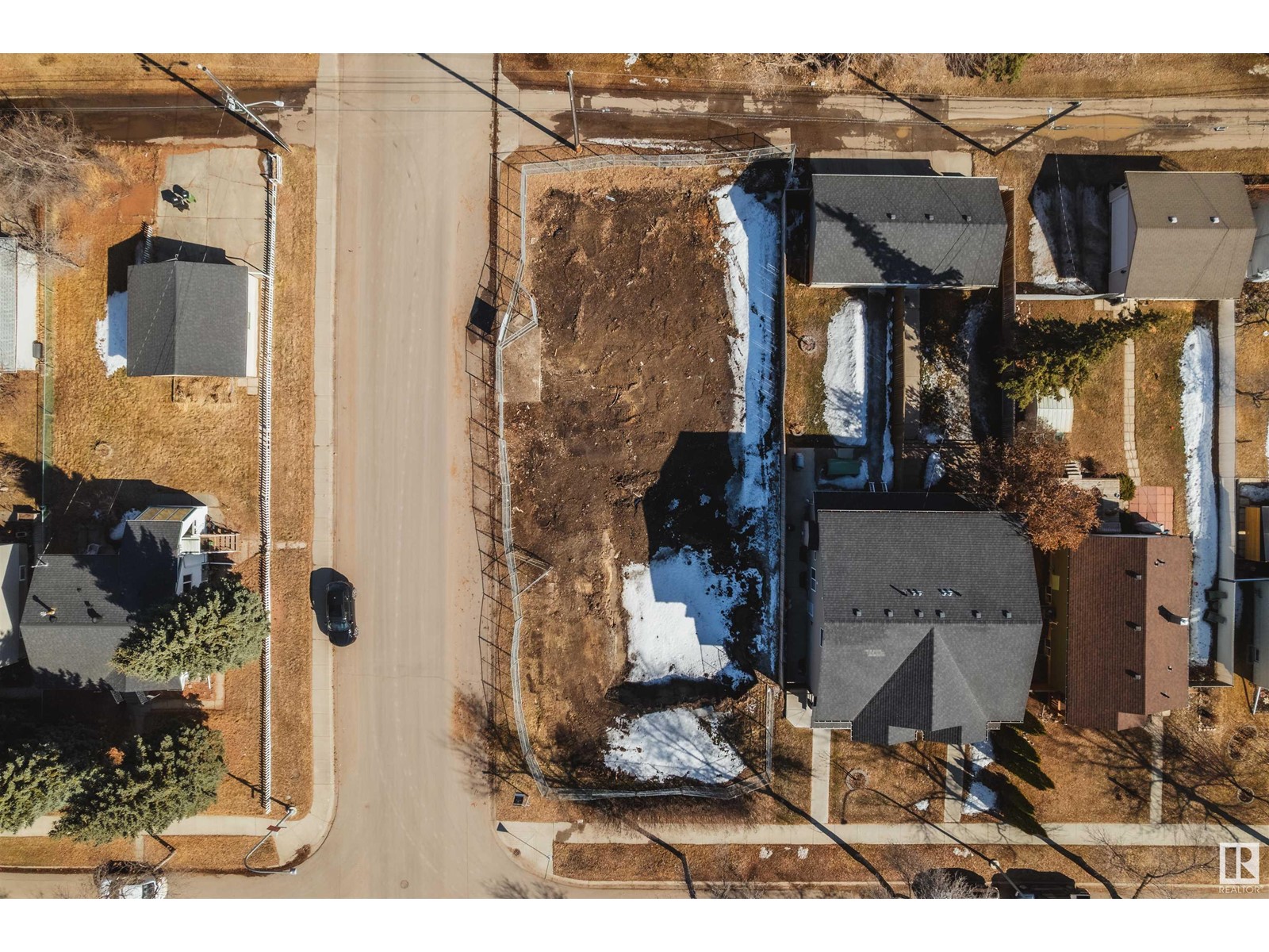 Property at 10545 150 ST NW image 3
