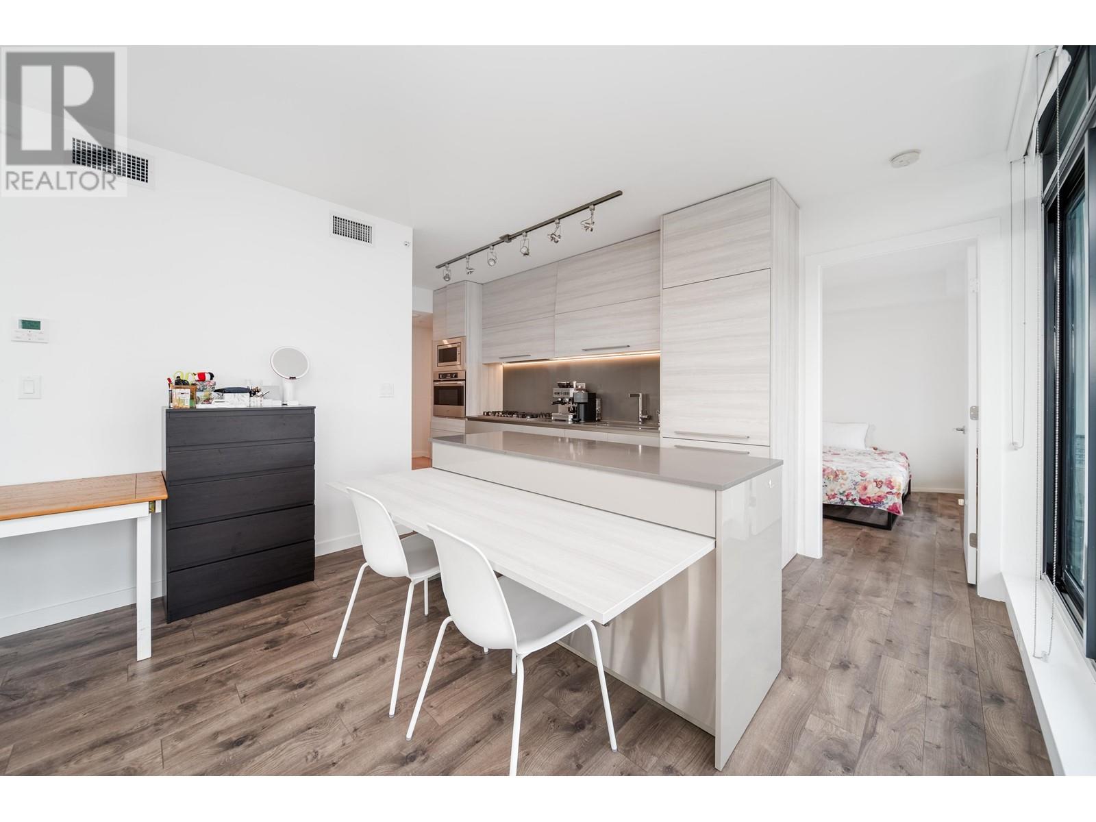 606 4488 Juneau Street, Burnaby, British Columbia  V5C 0M4 - Photo 5 - R2956342